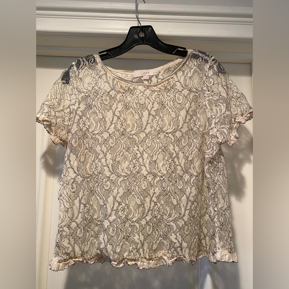 LOFT Cream Lace Short Sleeve Blouse